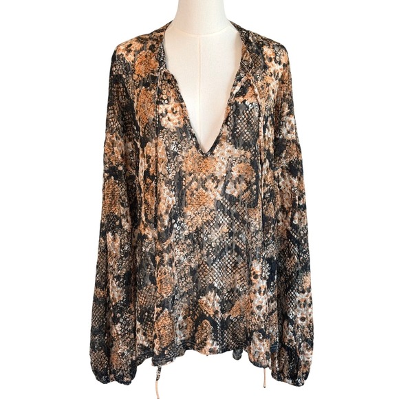 Free People Tops - Free People Lace Blouse Snake Reptile Pattern‎ Womens M V-Neck Relaxed Fit